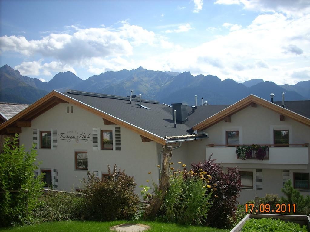 Pension Truya - Hof Fiss Buitenkant foto